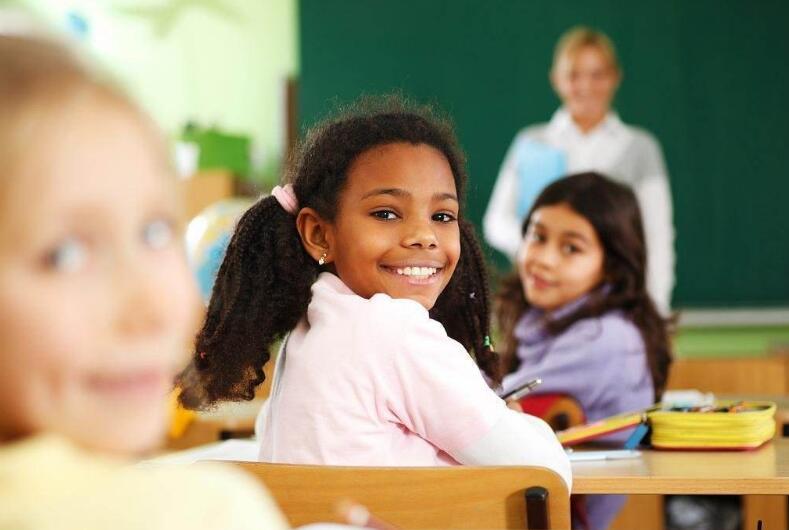 出国去美国女人上小学经验分享