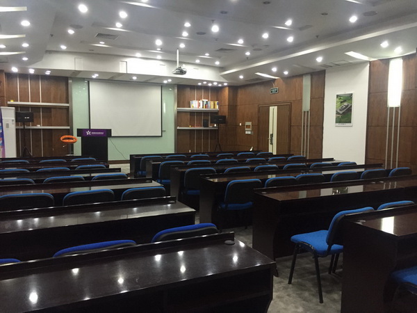 办公环境-报告厅